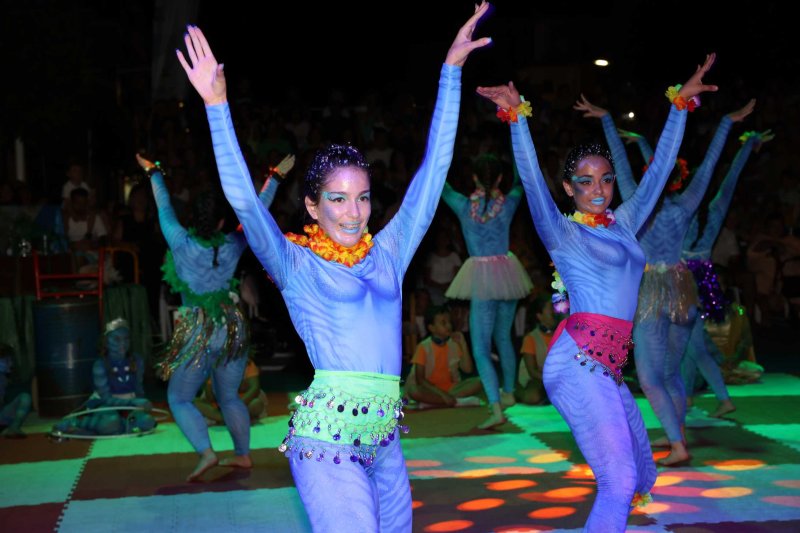 Y los mares sucumben ante la acción depredadora y el egoísmo de la humanidad en los Escacs Vivents de Xàbia  Y los mares sucumben ante la acción depredadora y el egoísmo de la humanidad en los Escacs Vivents de Xàbia